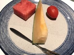 -八府香鸭·啫啫煲(华山路店)