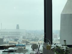 -亚洲国际大酒店·云顶阁旋转自助餐厅