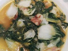 -香山湖渔家大院