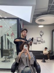 -U·NI SALON 造型