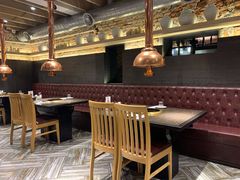 大堂-正苑26年海鲜烤肉•牛尾汤汤饭(东港店)