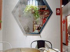 -乡土黄·鲜牛肉火锅·小龙虾(兴业街店)