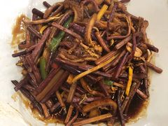 -乔家小院•本地小海鲜•非遗驴肉(万年泉路店)