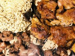 -吉吉向上炭烤鸡肉煲(大学城店)