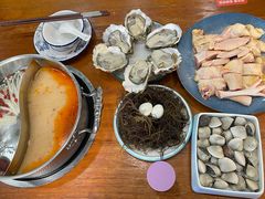 -老何家后安粉·糟粕醋海鲜火锅(三亚湾椰梦长廊店)