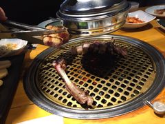 -唯成•韩国炭火烤肉 유성고기