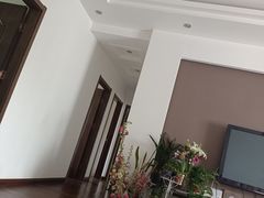 -乐融儿童之家早教托育(武昌校区)