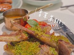 -港丽餐厅(高德置地店)