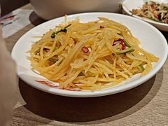 酸辣脆爽土豆丝-满园烤鸭·春饼(太原街万达店)