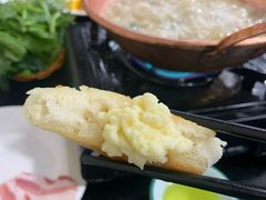 酥油奶渣饼-藏味八珍特色火锅