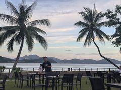 -JW万豪厨房餐厅·滨海草坪烧烤·海鲜·海景(三亚绿发山海天JW万豪酒店)