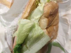 -麦当劳(轻轨曹杨路店)