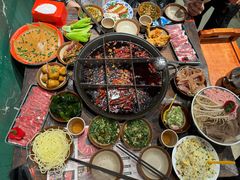 -周小明火锅(黑金冠社区店)