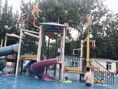 -青年湖公园水上世界