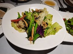 黑松露椰子油炒杂菜-闻见中国海南菜(K11店)
