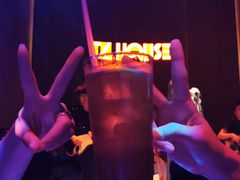 -TZ House音乐现场(来福士中心店)