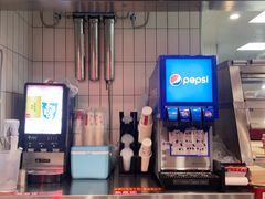 -塔斯汀中国汉堡(解放路步行街店)