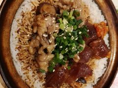 腊肠北菇滑鸡饭-膳心记-明火四宝煲仔饭(燕南店)