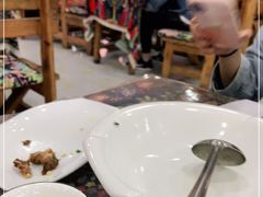 -泸沽肴(泸沽湖大洛水村农村信用社旁店)