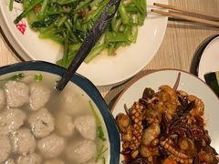 -小船渔村•大连菜•大连焖鱼(黄河路店)
