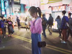 -六合夜市