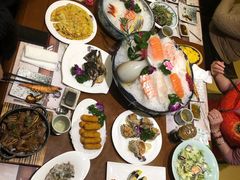 -青瓦餐厅·生鱼片·韩园烤肉(西塔店)