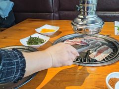 -唯成•韩国炭火烤肉 유성고기