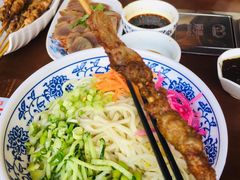 -亿诣蝎府炸酱面羊蝎子火锅(酷车小镇店)