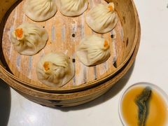 蟹粉小笼包-绿波廊(豫园店)