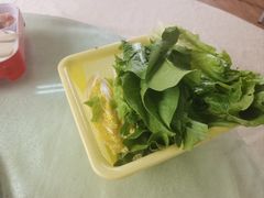 -猪三哥肥肠鸡川菜小炒