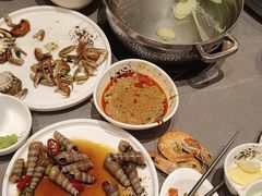 -黑金·寻焰自助百汇·烤肉·火锅(中街店)