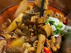 -左庭右院鲜牛肉火锅(金山万达店)