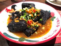 长沙臭豆腐-洞庭土菜馆(天河北总店)