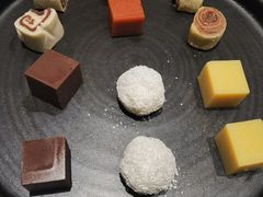 -皇城根·鲁菜济南菜·吊炉烤鸭·炒鸡鱼头(济南旗舰店)