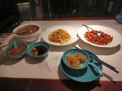 -荷塘秋月·本帮江浙菜(国权路店)