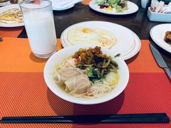 -鲜艳西餐厅(衡山路十二号华邑店)