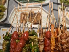 -威记烧嘢·南宁烧烤·超级生牛(绿地店)