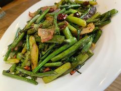 -武汉武昌站街道口华美达安可酒店