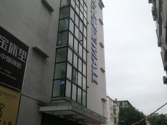 -香江家居品牌工厂批发城