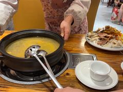 -菌之家·专业纯野生菌火锅·特色炒菌