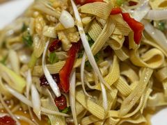 -超越海鲜屋(飞龙物业店)
