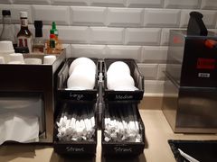 -The Habit Burger Grill 哈比特汉堡(爱琴海店)
