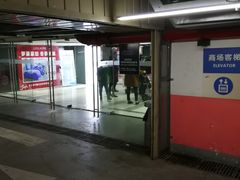 -中山公园-龙之梦停车场