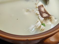 -故乡缘·香格里拉山庄(冷竹路店)