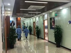 -茂菊口腔连锁(浦东南路店)