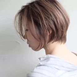 -MYYF SALON烫发染发