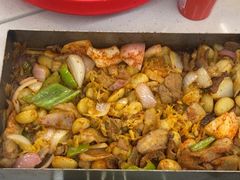 -老东镇啤酒屋海鲜加工·蒸汽海鲜·海鲜烧烤(台东店)