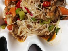 -东来菜馆•手抓海鲜家常菜•海鲜锅贴(鸽子窝店)