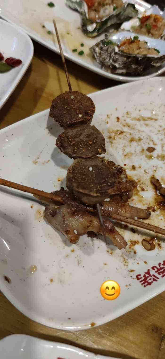 三昧真火烧烤(宝体店)-"位置:出了宝体地铁站,在花样年楼下,门口.