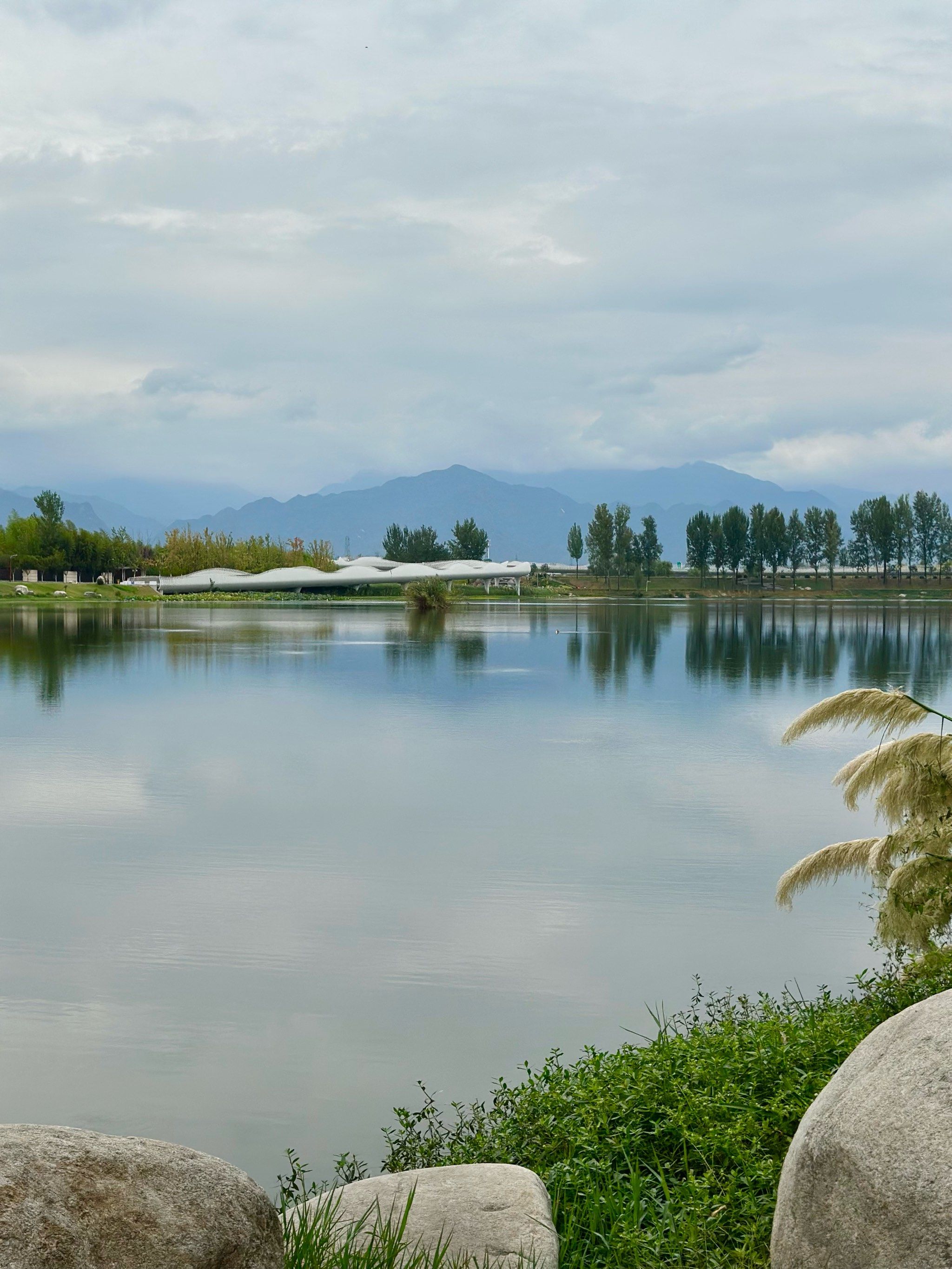 n
西安周末好去处 仪祉湖水利风景区 
离秦镇非常近 